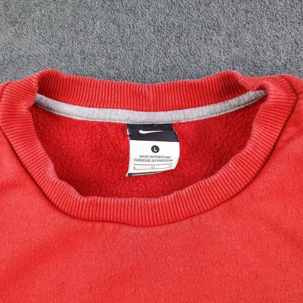 Nike Sweatshirt Men’s Large Red Classic  Swoosh Logo Athletic Pullover Fleece Li